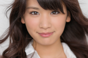 久松郁実の大学や彼氏について!ヤングマガジン表紙で話題の美女